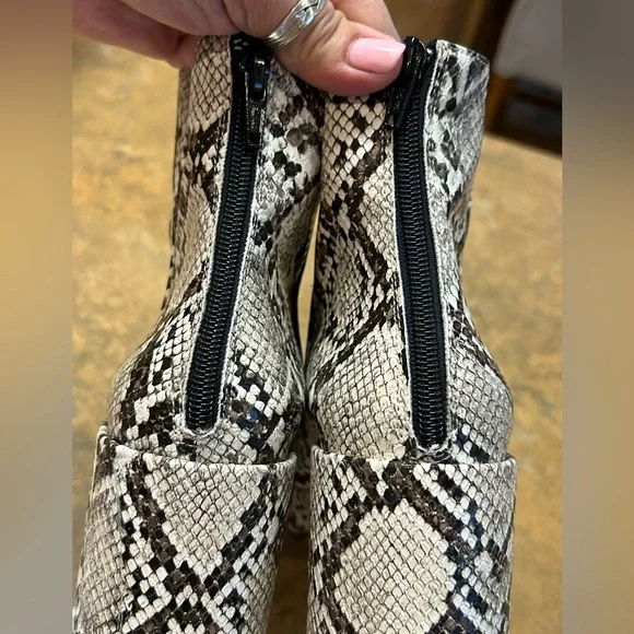 Anthropologie/Farylrobin Platform Snake Boots - Picture 4 of 11